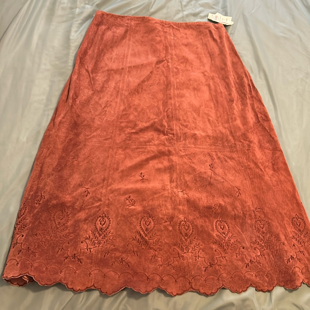 NWT Coldwater Creek Terracotta Scalloped Border Embossed Suede Midi Skirt